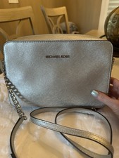 MICHAEL KORS Silver Metallic Small Leather Crossbody Purse Bag-GORGEOUS