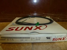 SUNX FDT40 NEW IN BOX