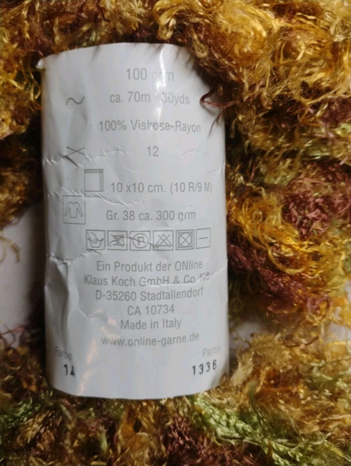 ONline Linie 42 Plush Yarn – 100g Skein Italy – Rayon Textured Eyelash Yarn - Image 3 of 4