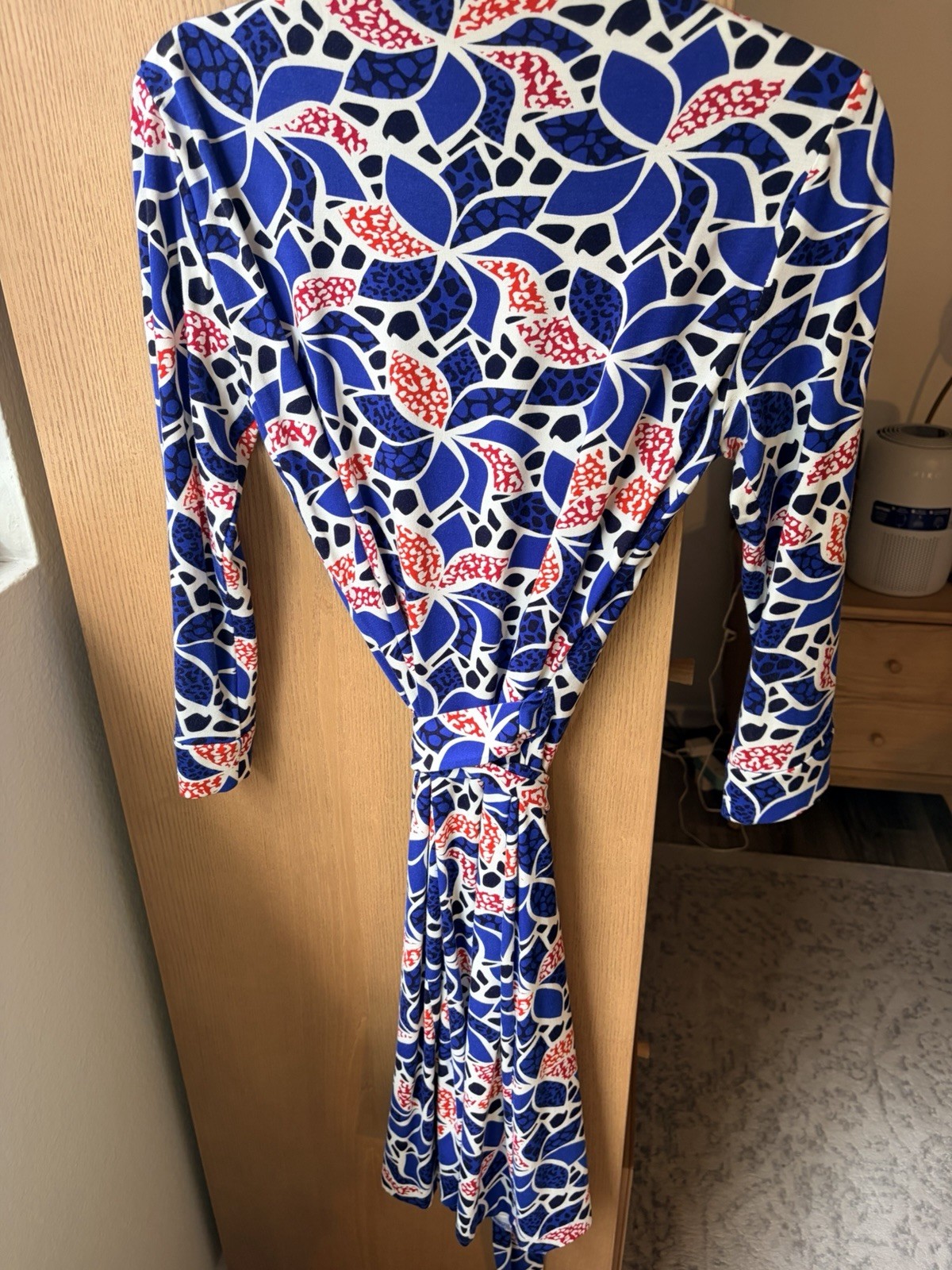 Diane von Furstenberg Wrap Dress 6 Blue/White/Red… - image 3