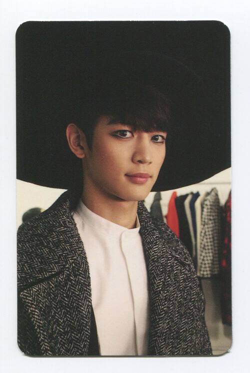 SHINee　ミノ　everybody期　everysing 大判写真 SHINEE - Everybody: 5th Mini Album - Amazon.com Music
