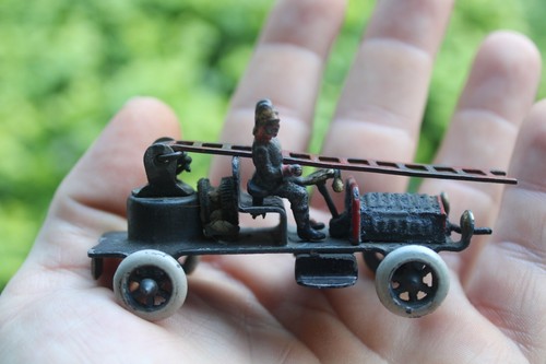 Antique German Ernst Plank Cast Lead Fire Truck Penny Toy (2.75") - Picture 3 of 24