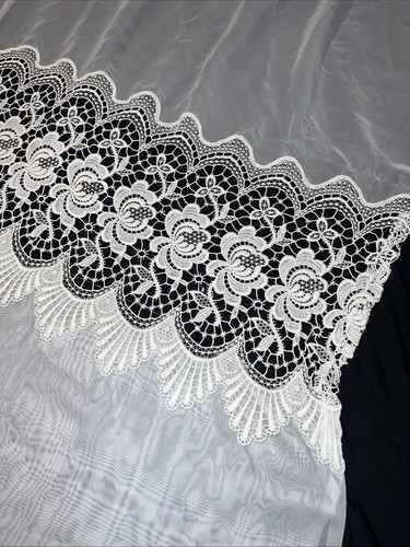 2 Vintage weiße 58x84" Rose Blumen Spitze & transparente Paneele Landhaus Shabby Boho Romantik - Bild 4 von 11