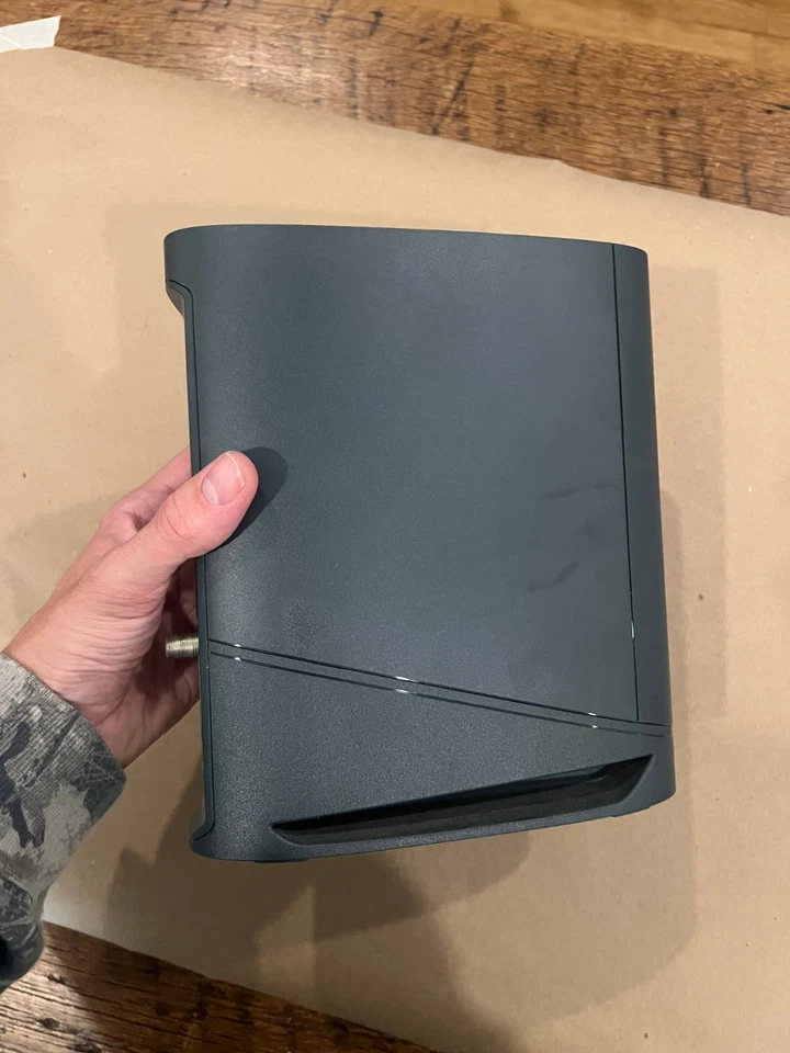 ARRIS CABLE MODEM ROUTER COMBO ~ G34 ~ Fast DOCSIS 3.1 Gigabit WiFi 6 - 1 Gbps - Image 4 of 4