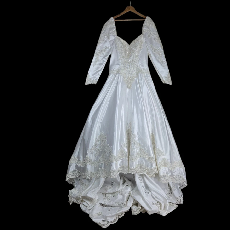 De Colección Vestido de Boda MoriLee Bordado Satén Vestido Tren Blanco Largo Slv Perla Lentejuelas Foto 2 de 4