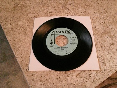 ABBA ''Dancing Queen'' 7 '' Promo Single. V/G+. 45-3372. 1976.