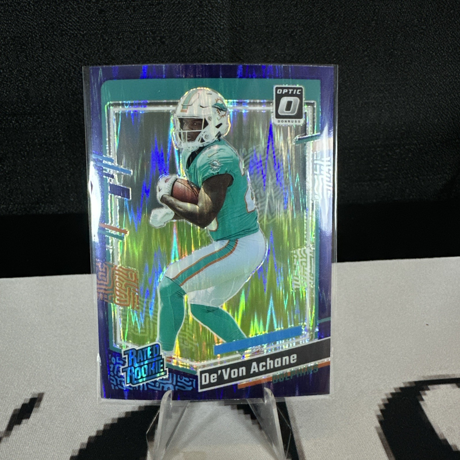 2023 Panini Donruss Optic-Rated Rookie De'Von Achane#269 Purple Shock Prizm (RC)