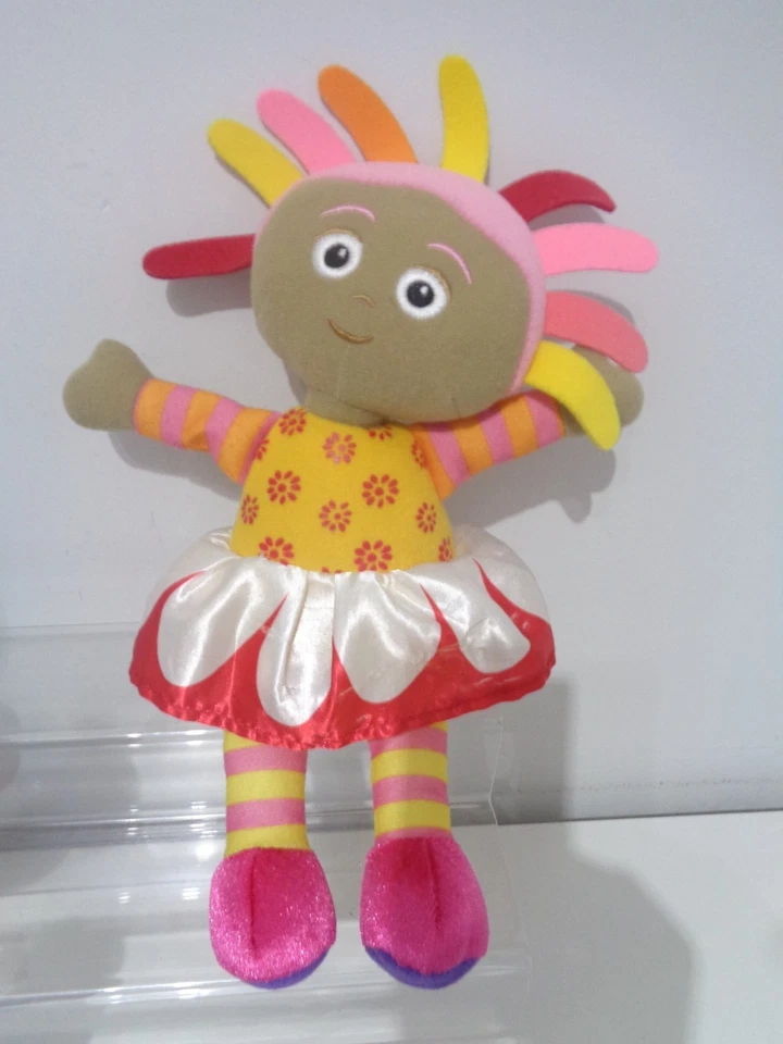 In the Night Garden Pair of Large Stackable Figures + Upsy Daisy Soft Plush Toy - Image 4 of 4