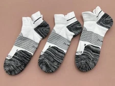 BOMBAS 3 pairs Men's Lightweight running Ankle Socks Size Large 9.5-13 White