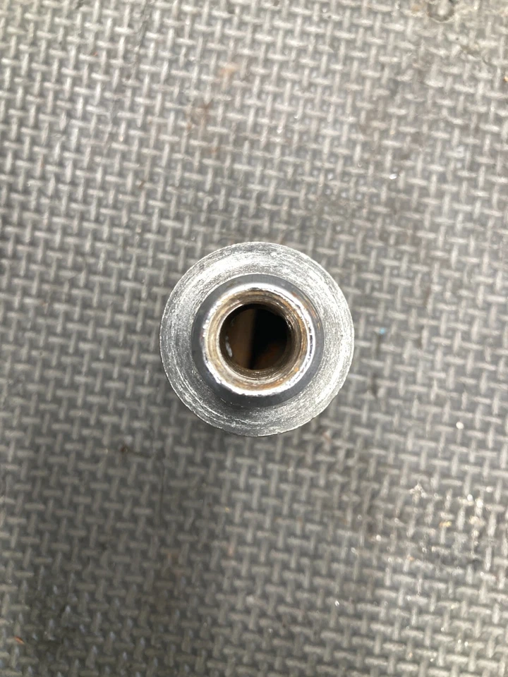 Оригинальная хромированная зажимная гайка для колеса 92–2000 Lexus SC400 21 мм Acorn M12 X 1,5 - Изображение 3 из 4