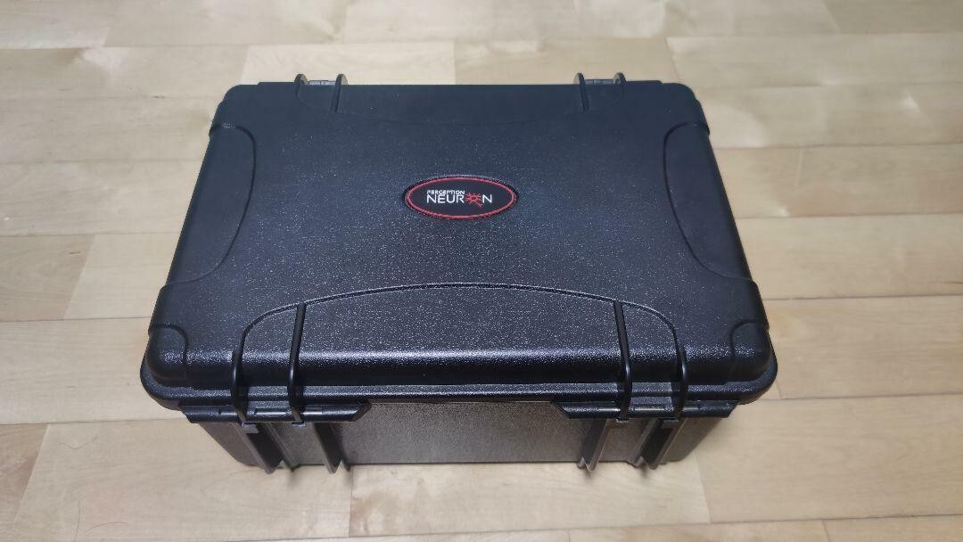 PERCEPTION NEURON 1.0 confirmed mag case with many spares PERCEPTION NEURON 1.0 confirmed mag case with many spares