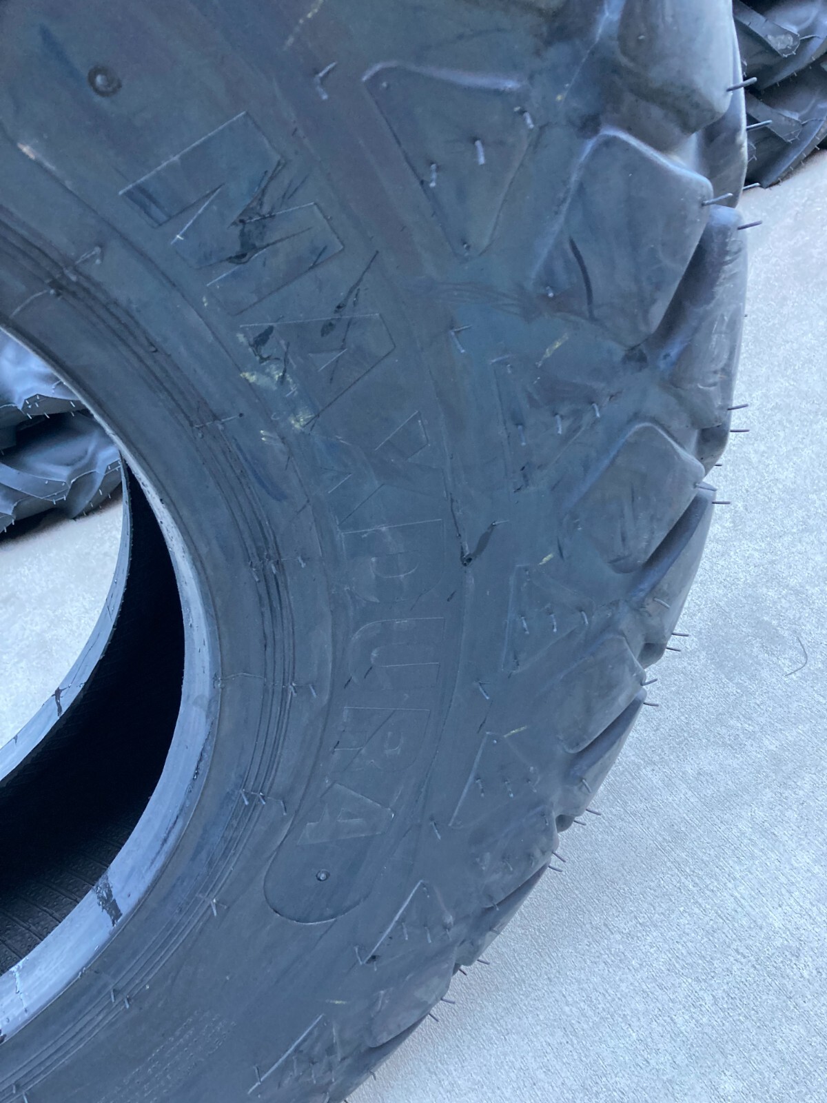 1 New Tire 18.4 26 Maxdura R-3 Turf Farm R3 Diamond 12 ply Tubeless 18 ...