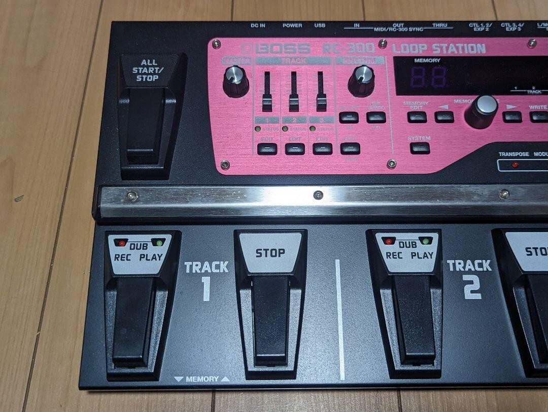 Boss RC-300 Loop Station Guitar multi-effects pedal Test Completed