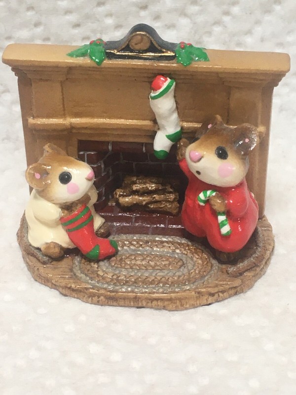 WEE FOREST FOLK CHRISTMAS MORNING 1983  MINT WITH BOX