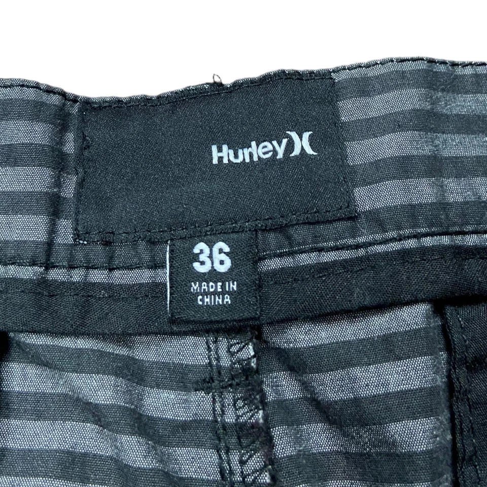 Hurley Dark Gray Black Striped 9” Inseam Chino Skateboard Bermuda Shorts Size 36 - Image 3 of 4