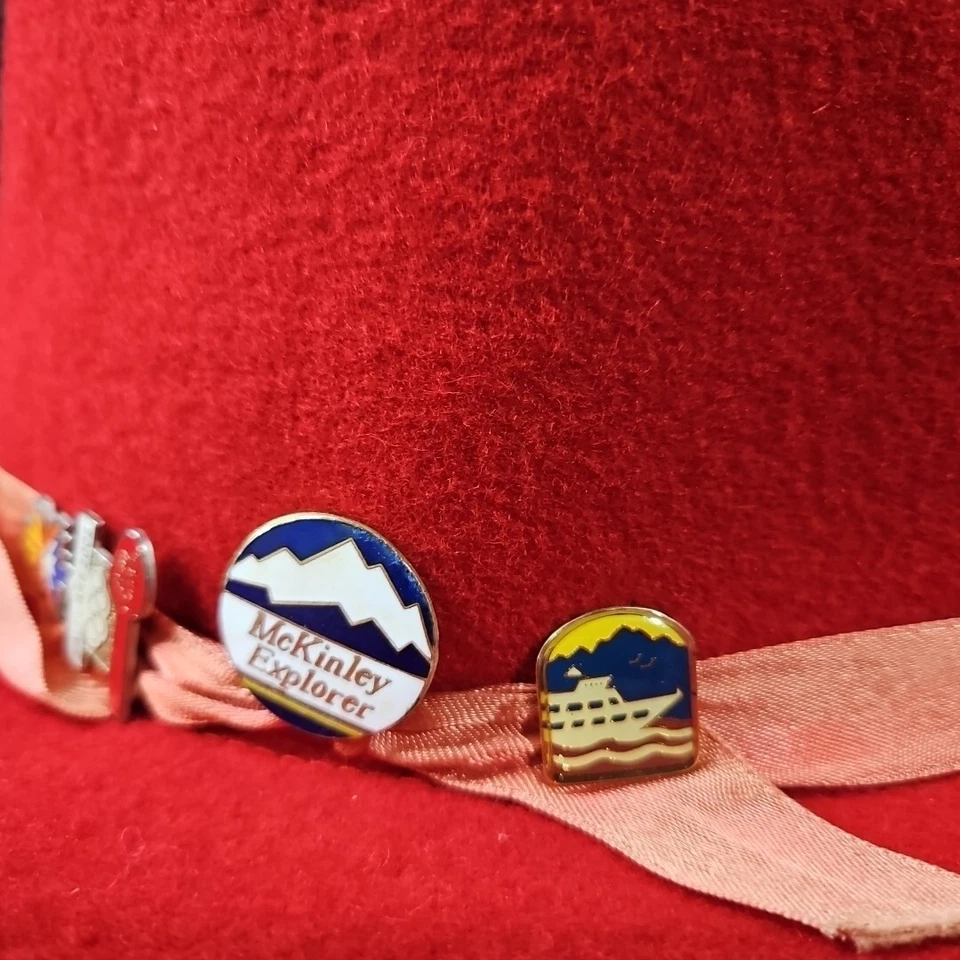 Chapéu triturador vermelho com pinos olímpicos médio  - Imagem 4 de 4