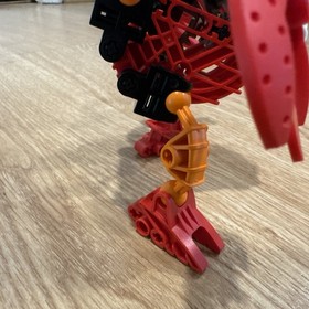 LEGO BIONICLE: #8563 Bohrok Tahnok with Manual