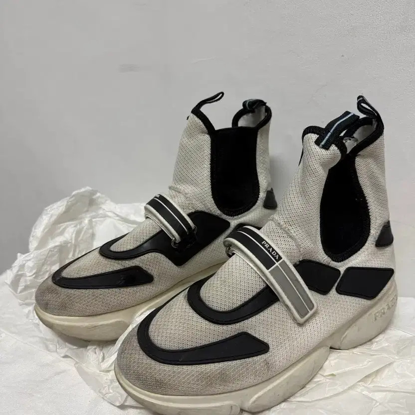 Prada High-Top Sneakers Size 230 thumbnail 6