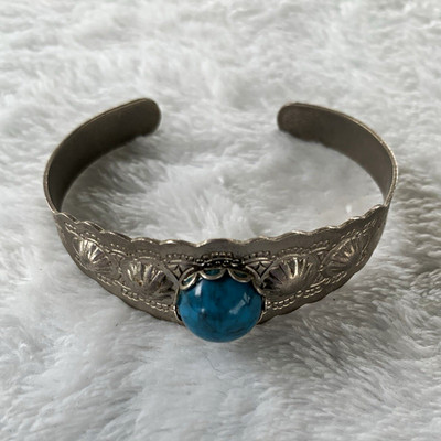 Silver Tone Native American Style Cuff Bracelet w/ Turquoise Blue Cabochon