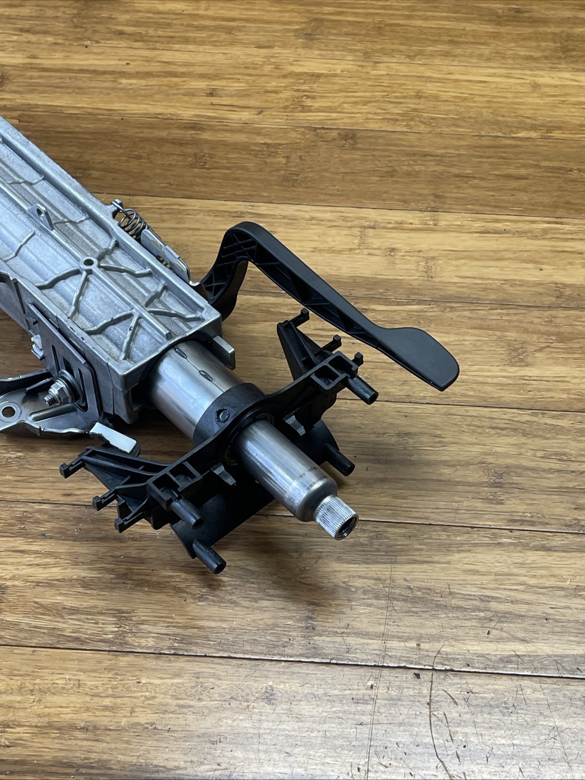 BMW i8 2015-2020 Steering column