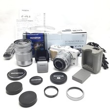 Olympus Pen Lite E-PL5 White 16.1MP w/14-42mm, 40-150mm Double Lens kit w/Box