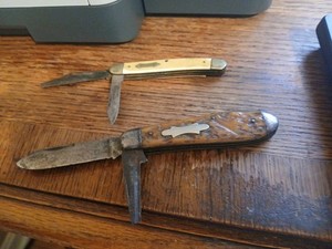 Vintage Pocket Knives -Robeson 2 Blade Stag & Imperial "Sunshine Biscuits"