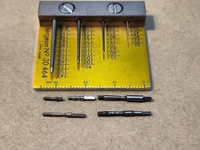 Lot Of 5 Mixed American Pocket Watch Stems With 12 Size Squares