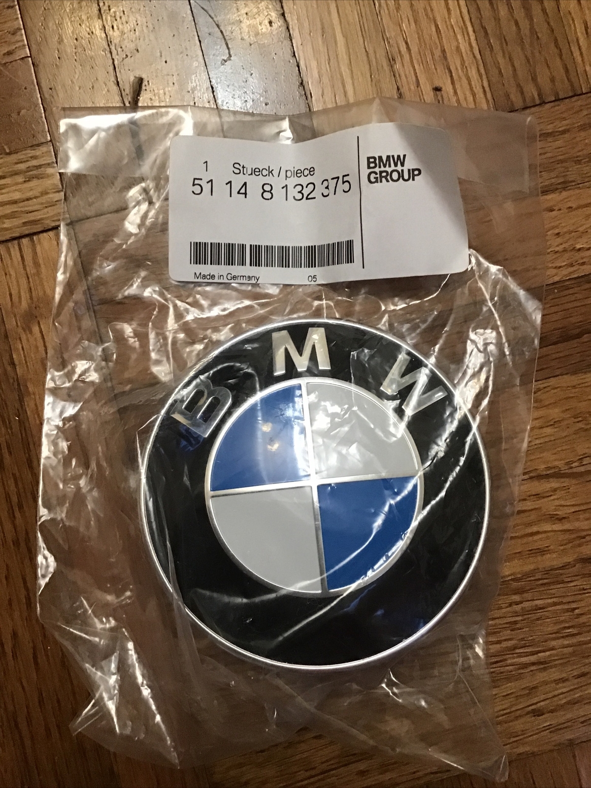 Genuine BMW Hood Roundel, Emblem 82mm, 51148132375, 51 14 8 132  