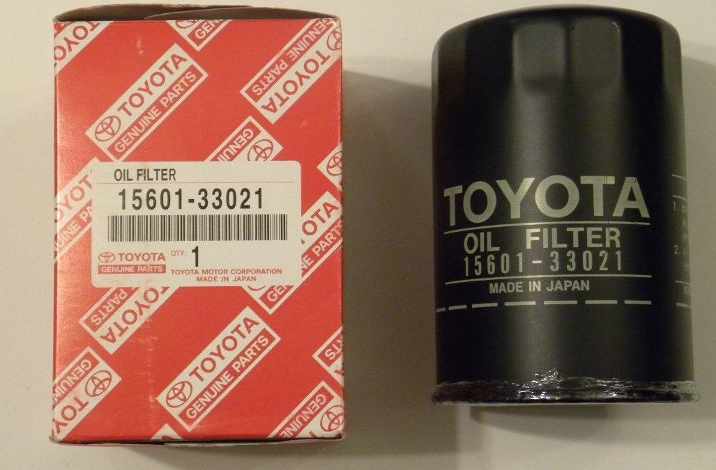 Toyota Oil Filters x2 15601-33021 & Drain gasket for 8RC, 18RC