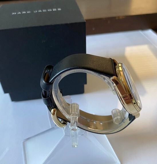 Marc Jacobs MBM1376 Tether Women 