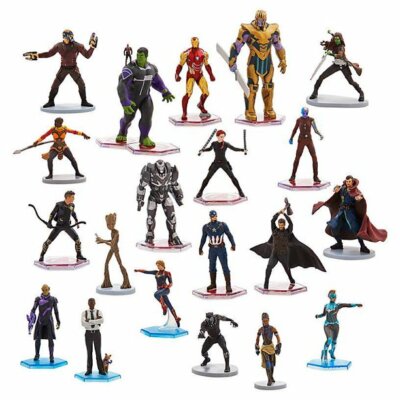 Disney Marvel Studios Avengers 20 pc 3.5