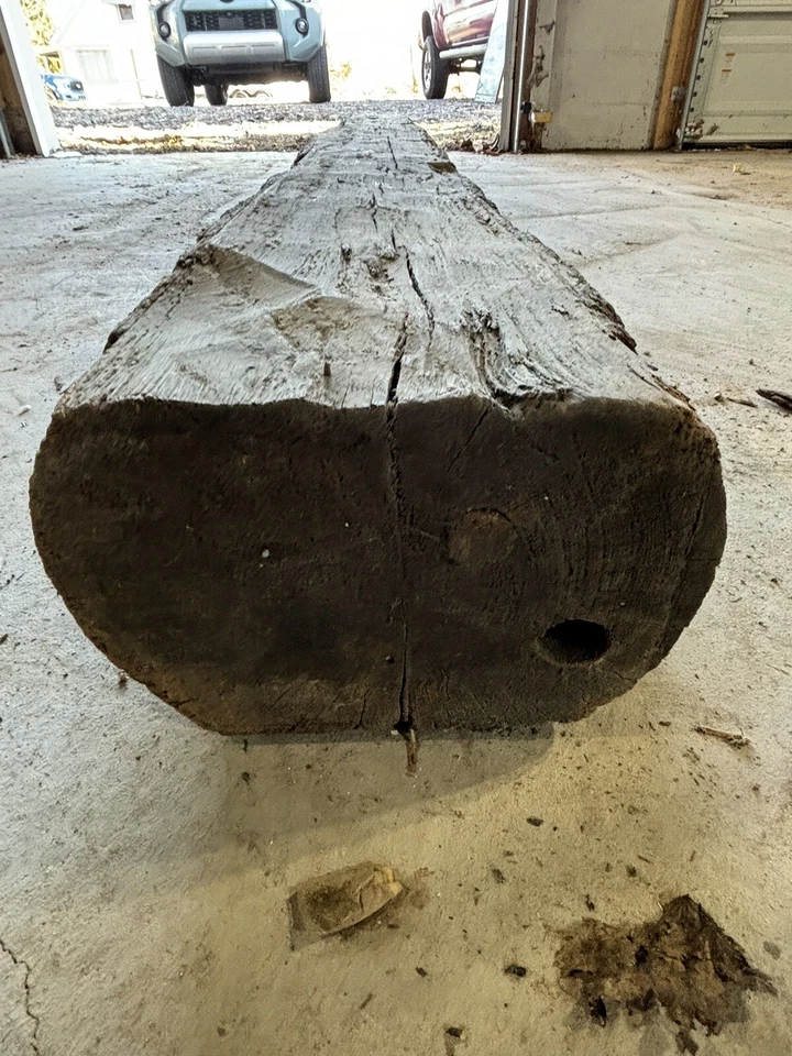 "Antiguo tronco de borde vivo de viga de castaño americano recuperado de 1778 125"" historia del manto" Foto 4 de 4