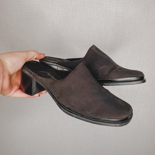 Liz Claiborne | Black Slip On Comfort Heels Block 8.5
