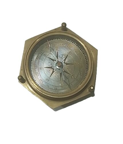 Solid Brass Compass With 40 Years Calendar - Afbeelding 1 van 3