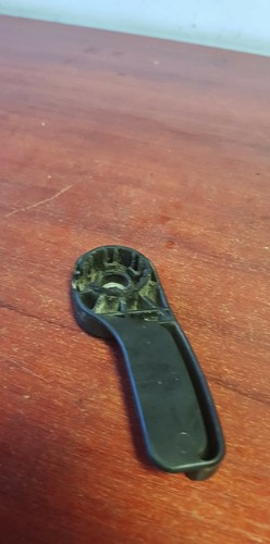 BMW E34 MOTORHAUBENÖFFNER GRIFF 8102497