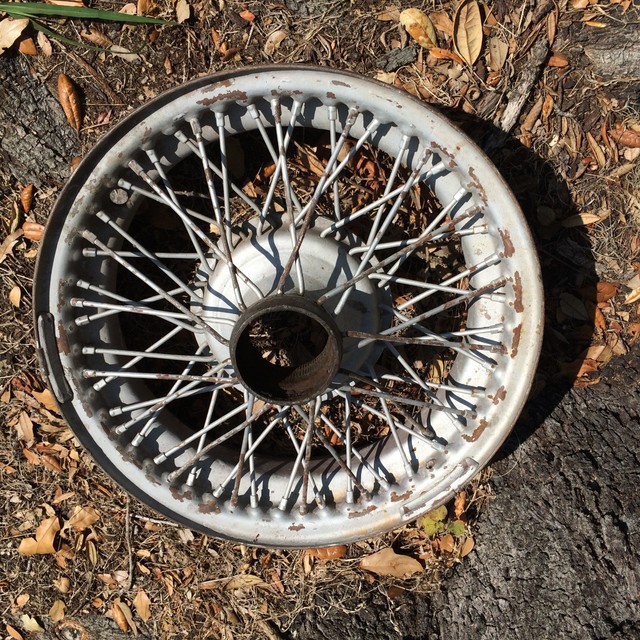 Jaguar XK120 Rare Original Dunlop 16 Inch Wire Wheel C.6749 for