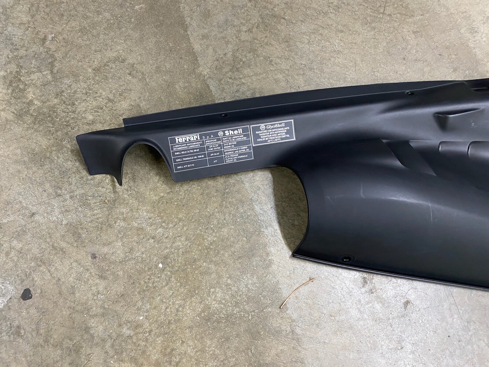 OEM FERRARI 488 GTB DRIVER REAR ENGINE BAY COVER PANEL VENT TRIM LEFT 86258000