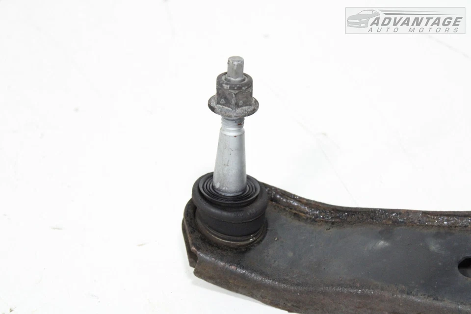 Chevrolet Cruze LT 2016-2019 tracción delantera 1,4 L brazo de control inferior delantero derecho OEM Foto 4 de 4