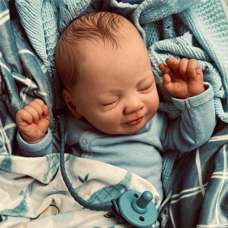 Muñeca bebé renacida de 19 pulgadas ya pintada con acabado cara sonriente recién nacido tamaño bebé Foto 4 de 4