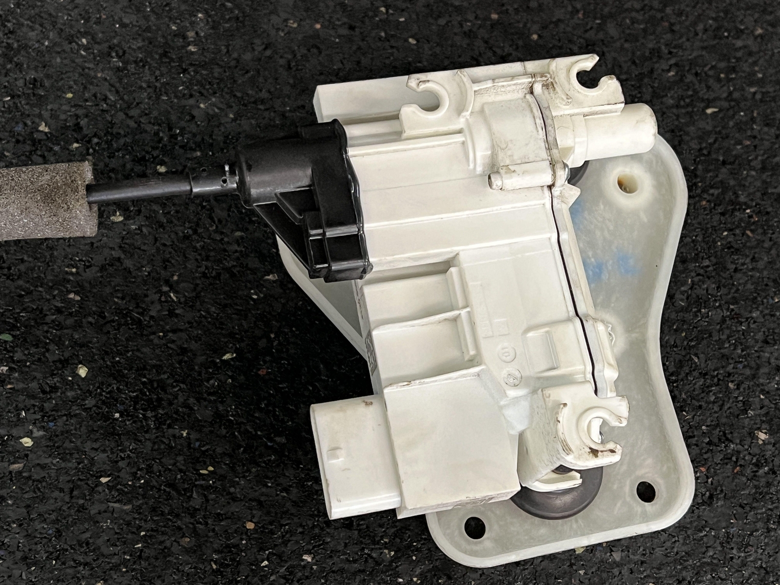 14-20 MASERATI GHIBLI FRONT PASSENGER DOOR LOCK LATCH ACTUATOR