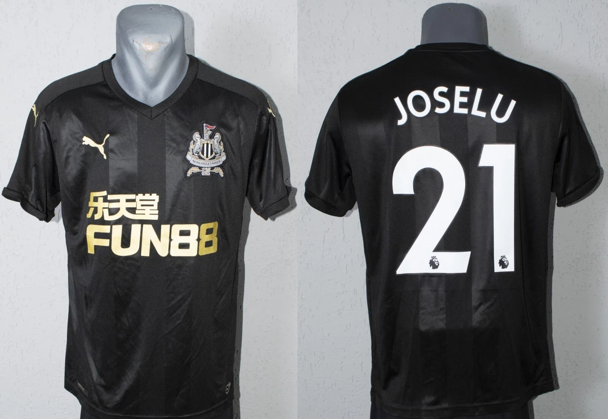 Size M Newcastle United International Club Soccer Fan Shirts for