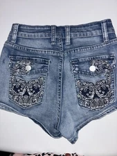 Youth Size 4. Romwe Embellished Jean Shorts For Little Girls. Very Cute. (2438)