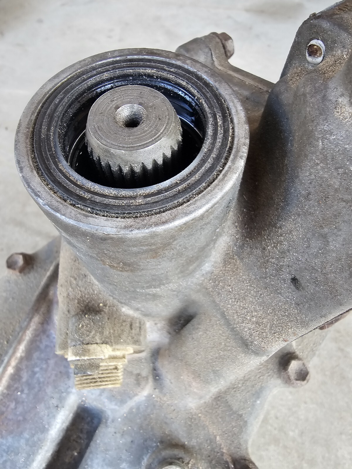 1994 Geo Tracker Suzuki Sidekick Transfer Case 22 spline fits 8995 eBay