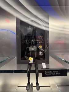Tesla Diner Optimus | eBay
