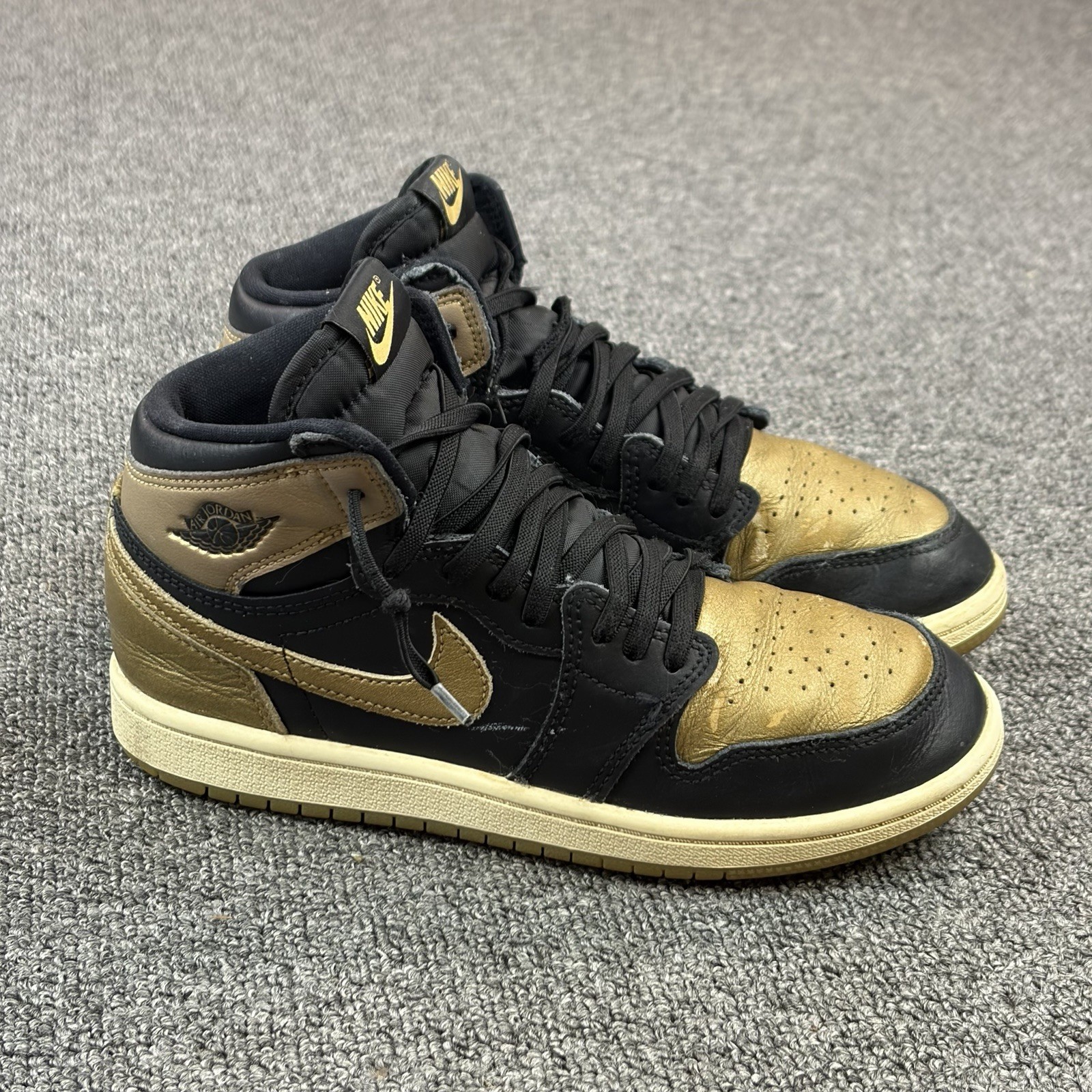 Nike Kids Jordan 1 Retro High OG FD1412-071 Black Gold Sneakers Shoes Size 3Y