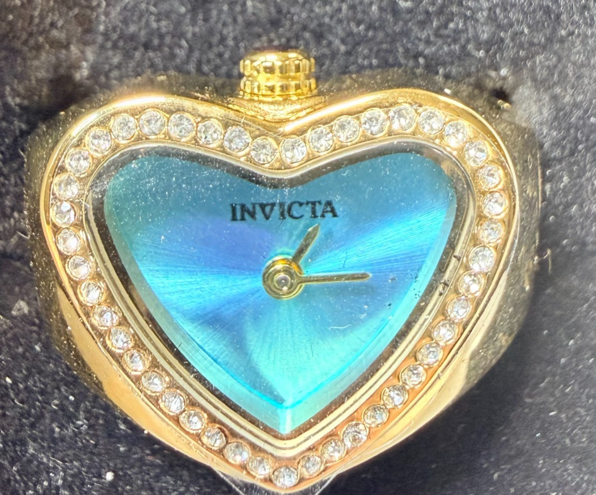 Invicta Women display picture 2