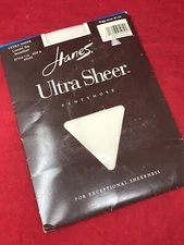NIP HANES Ultra Sheer Pantyhose Nylon Control Top Sandalfoot Sz B PEARL Styl 710