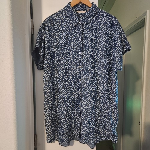 Soft Surroundings Womens Sz Lg Shirt Blue Leopard Button Down Short Sleeve 2ER81