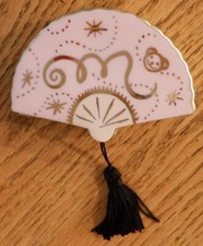 Muffy VanderBear Club Member’s Porcelain “Fan Shape Box”.