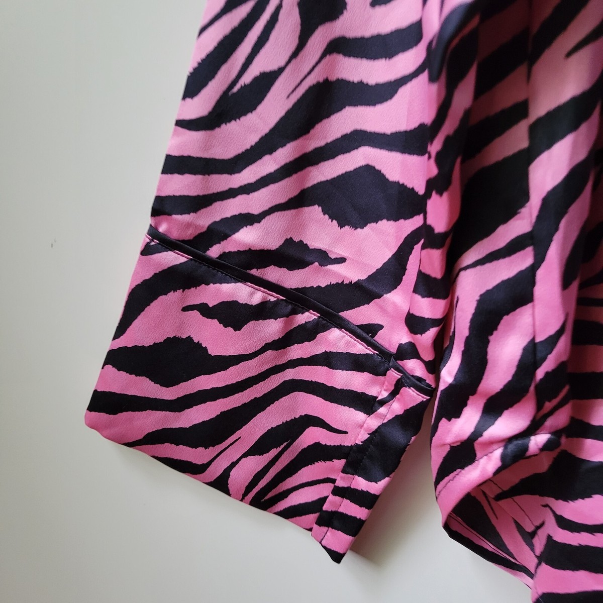 Victoria's Secret Pink Black Zebra Print Pajama Top Rose Luster L